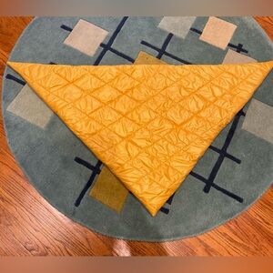 Red Sky triangle scarf in gold